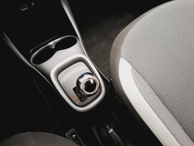TOYOTA Aygo 1.0 VVT-i xshift  x-play   BVA5