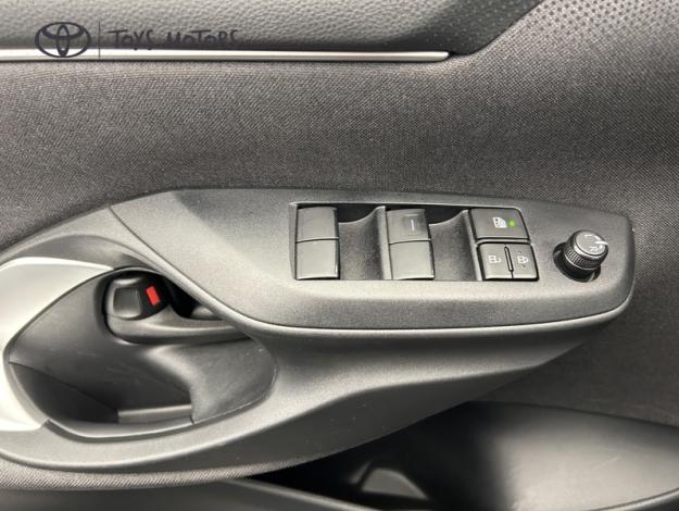 TOYOTA Yaris 1.5 116H DYNAMIC   