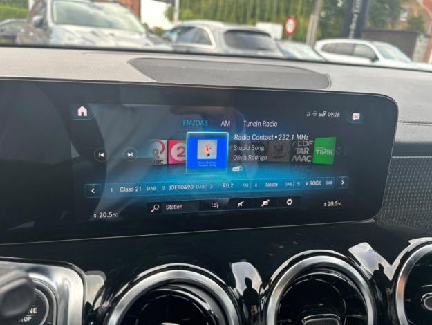 MERCEDES-BENZ GLB-Klasse GLB 200 d 4MATIC