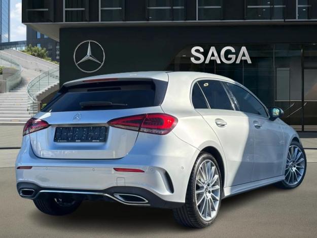 MERCEDES-BENZ A 180 d AMG Line  