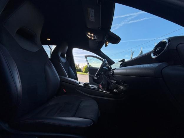 MERCEDES-BENZ A 180 d AMG Line  