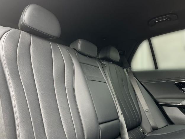 MERCEDES-BENZ Třída E E 220 d 4MATIC All-Terrain Night (18/18)