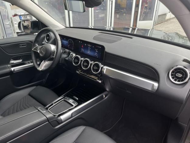 MERCEDES-BENZ GLB 200 d 4MATIC (15/18)
