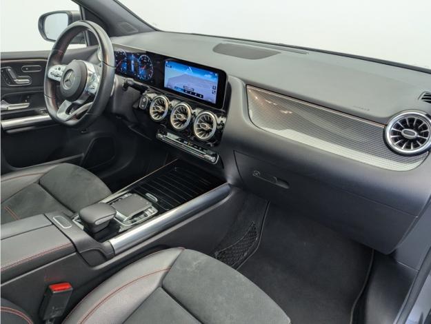 MERCEDES-BENZ Classe B 200 AMG Line Edition  