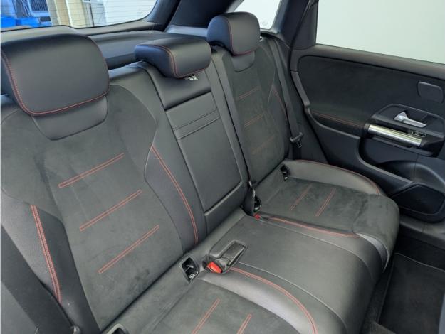 MERCEDES-BENZ Classe B 200 AMG Line Edition  