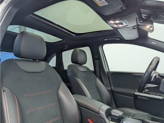 MERCEDES-BENZ Classe B 200 AMG Line Edition  