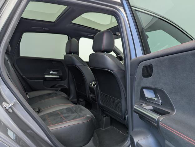 MERCEDES-BENZ Classe B 200 AMG Line Edition  