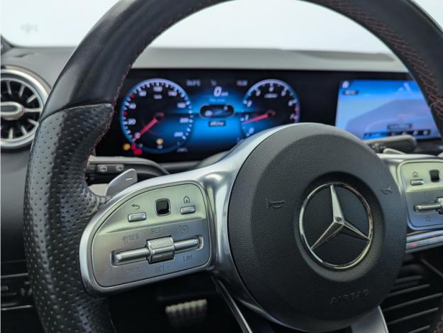 MERCEDES-BENZ Classe B 200 AMG Line Edition  