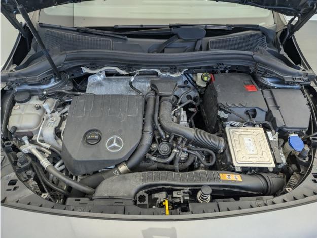 MERCEDES-BENZ Classe B 200 AMG Line Edition  