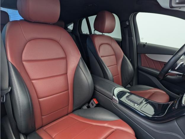 MERCEDES-BENZ GLC Coupé GLC 220 d 4MATIC Coupé Business Line Launch Edition  