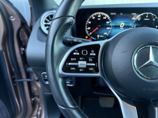 MERCEDES-BENZ GLA 200 d  Business Line  
