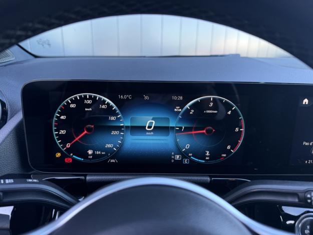MERCEDES-BENZ GLA 200 d  Business Line  