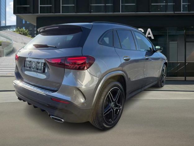 MERCEDES-BENZ GLA 200 d AMG Line  