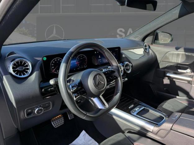 MERCEDES-BENZ GLA 200 d AMG Line  