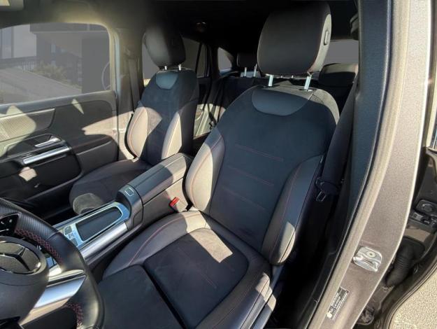 MERCEDES-BENZ GLA 200 d AMG Line  