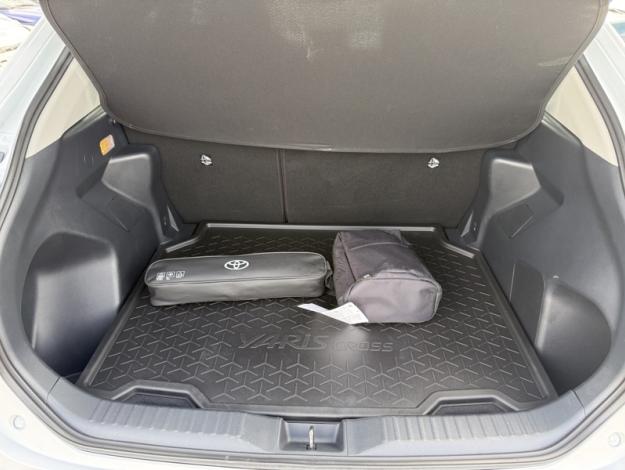 TOYOTA Yaris Cross 1.5 HYBRID 116H DYNAMIC AUTO  