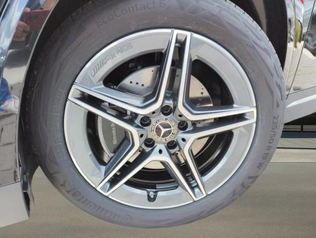 MERCEDES-BENZ GLA 180 AMG Line   Star Edition