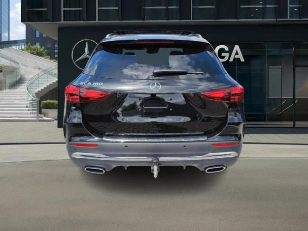MERCEDES-BENZ GLA 180 AMG Line   Star Edition