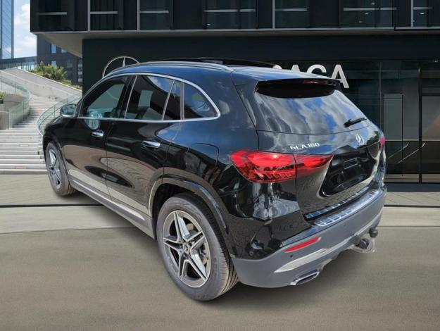 MERCEDES-BENZ GLA 180 AMG Line   Star Edition