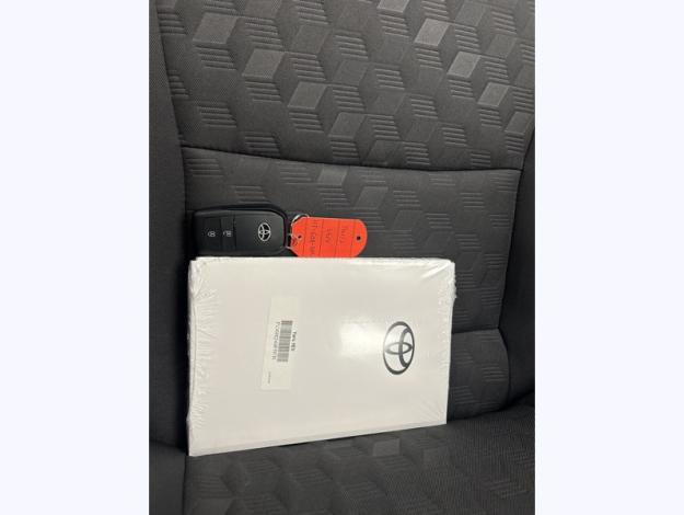 TOYOTA Yaris 116h Dynamic  