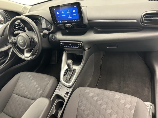 TOYOTA Yaris 116h Dynamic  