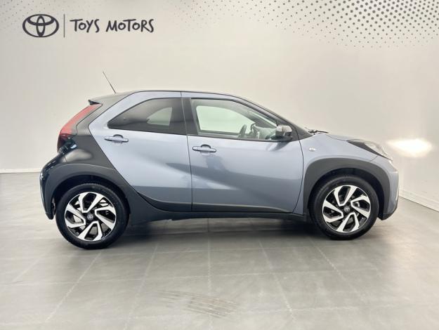 TOYOTA Aygo X 1.0 S-CVT 72 DESIGN  