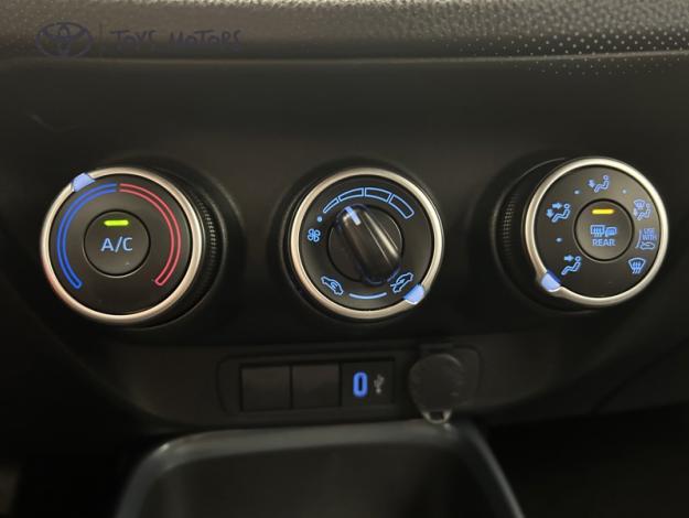 TOYOTA Aygo X 1.0 S-CVT 72 DESIGN  