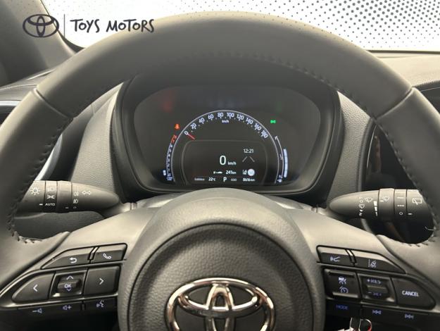TOYOTA Aygo X 1.0 S-CVT 72 DESIGN  