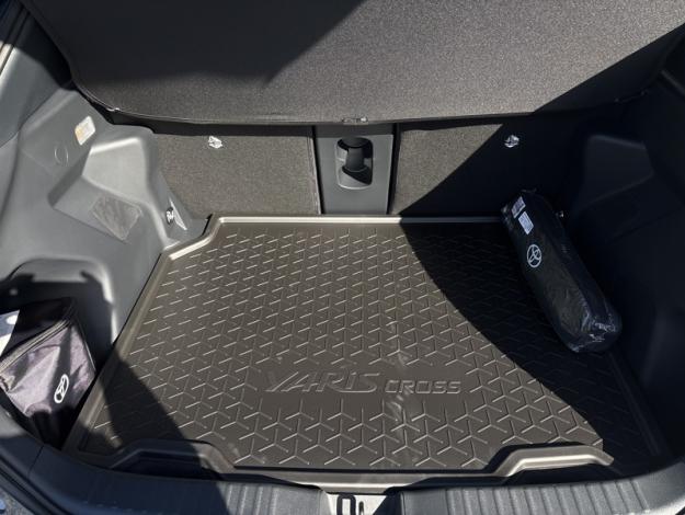TOYOTA Yaris Cross Hybrid 2WD Design pack  130 ch 