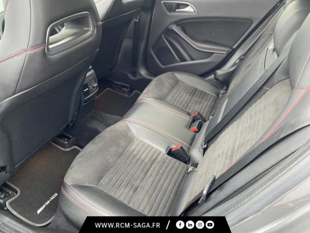 MERCEDES-BENZ GLA 200 Fascination  