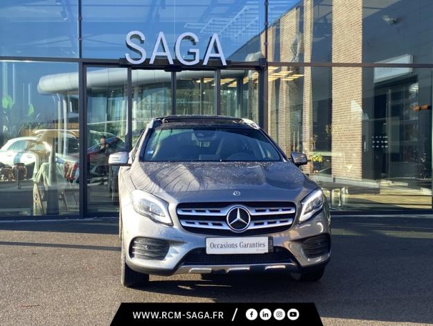 MERCEDES-BENZ GLA 200 Fascination  