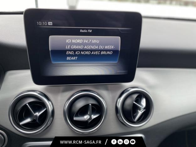 MERCEDES-BENZ GLA 200 Fascination  