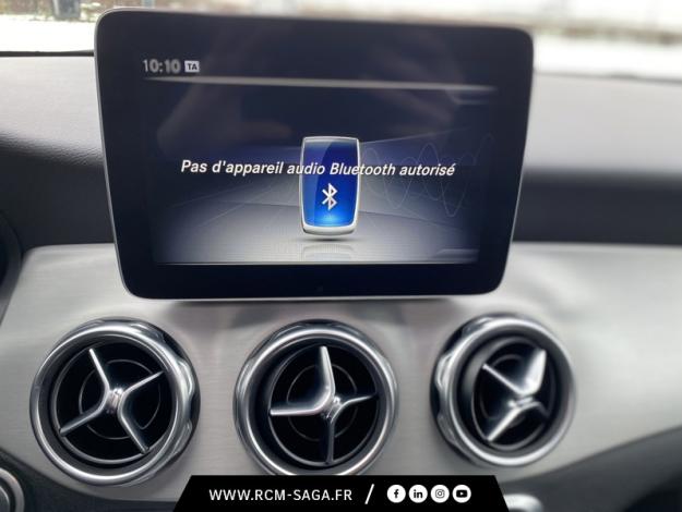 MERCEDES-BENZ GLA 200 Fascination  