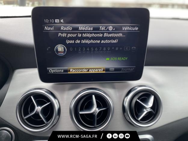 MERCEDES-BENZ GLA 200 Fascination  