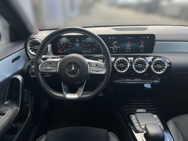 MERCEDES-BENZ CLA Coupé CLA 200 d kupé AMG Style Edition (11/18)