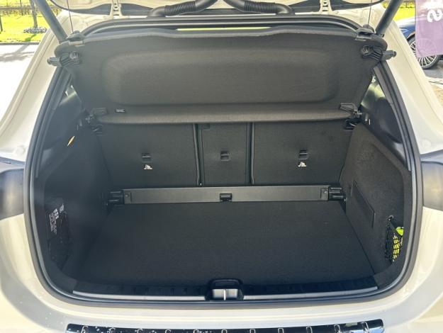 MERCEDES-BENZ GLA 180 d Edition 140  GLA 180 d Edition 140