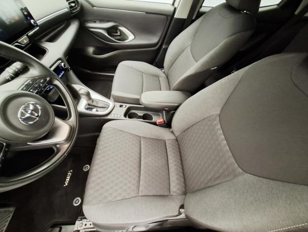 TOYOTA Yaris 116h Design  PACK CONFORT 