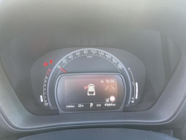 TOYOTA Aygo X 72 AIR COLLECTION Radar  