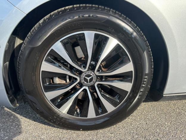MERCEDES-BENZ A 180 Luxury Line  