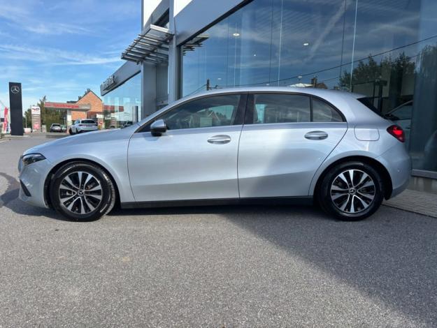 MERCEDES-BENZ A 180 Luxury Line  