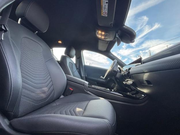MERCEDES-BENZ A 180 Luxury Line  