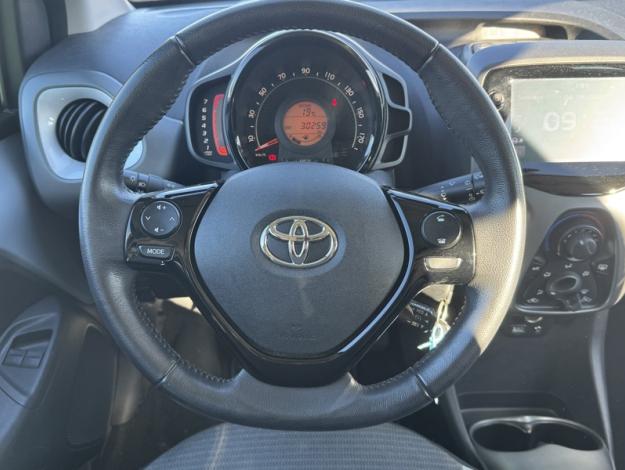 TOYOTA Aygo x-play MY20  1.0 72 ch 