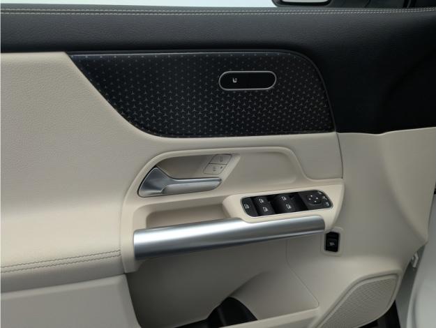 MERCEDES-BENZ EQA 250+  EQA 250+ Edition