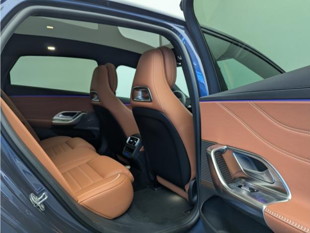 MERCEDES-BENZ Classe C Berline Classe C 400 4M électrique AMG Line  Classe C 400 4M électrique EQ AMG Line