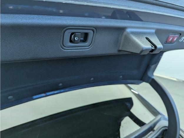 MERCEDES-BENZ Classe C Berline Classe C 400 4M électrique AMG Line  Classe C 400 4M électrique EQ AMG Line