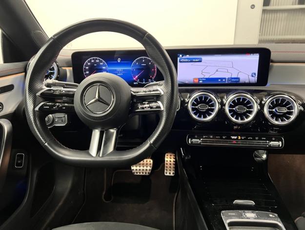 MERCEDES-BENZ CLA 180 d Coupé AMG Pack Night Pano  