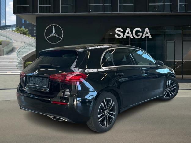 MERCEDES-BENZ A 180 d Luxury Line  