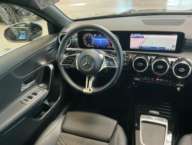 MERCEDES-BENZ A 180 d Luxury Line  