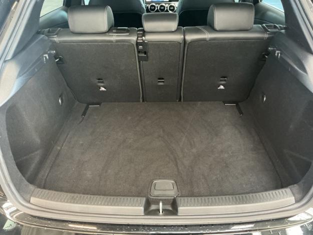 MERCEDES-BENZ A 180 d Luxury Line  