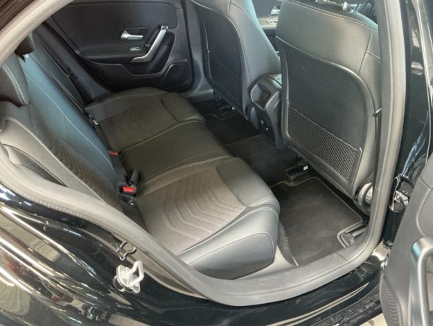 MERCEDES-BENZ A 180 d Luxury Line  